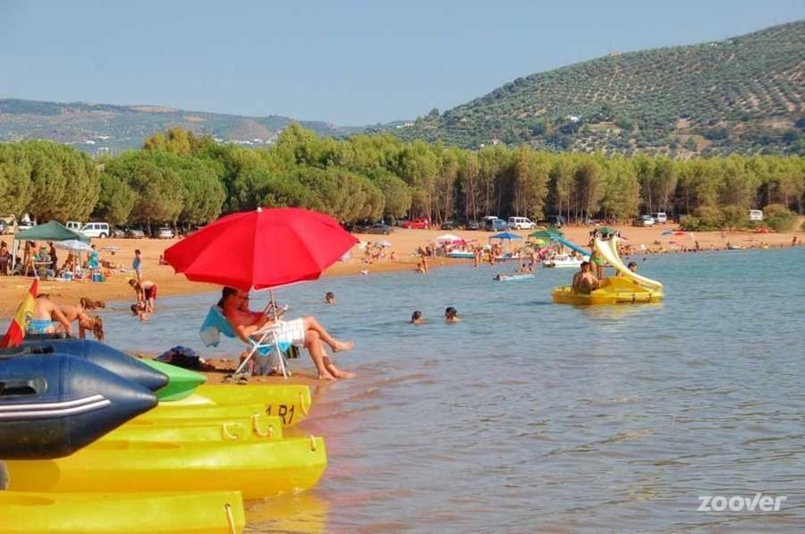 Camping Valdearenas Iznájar Kültér fotó